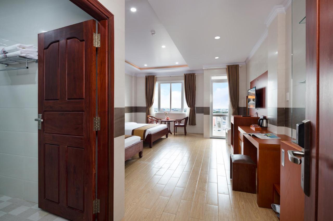 Phuc Ngoc Hotel Рач Джа Екстериор снимка