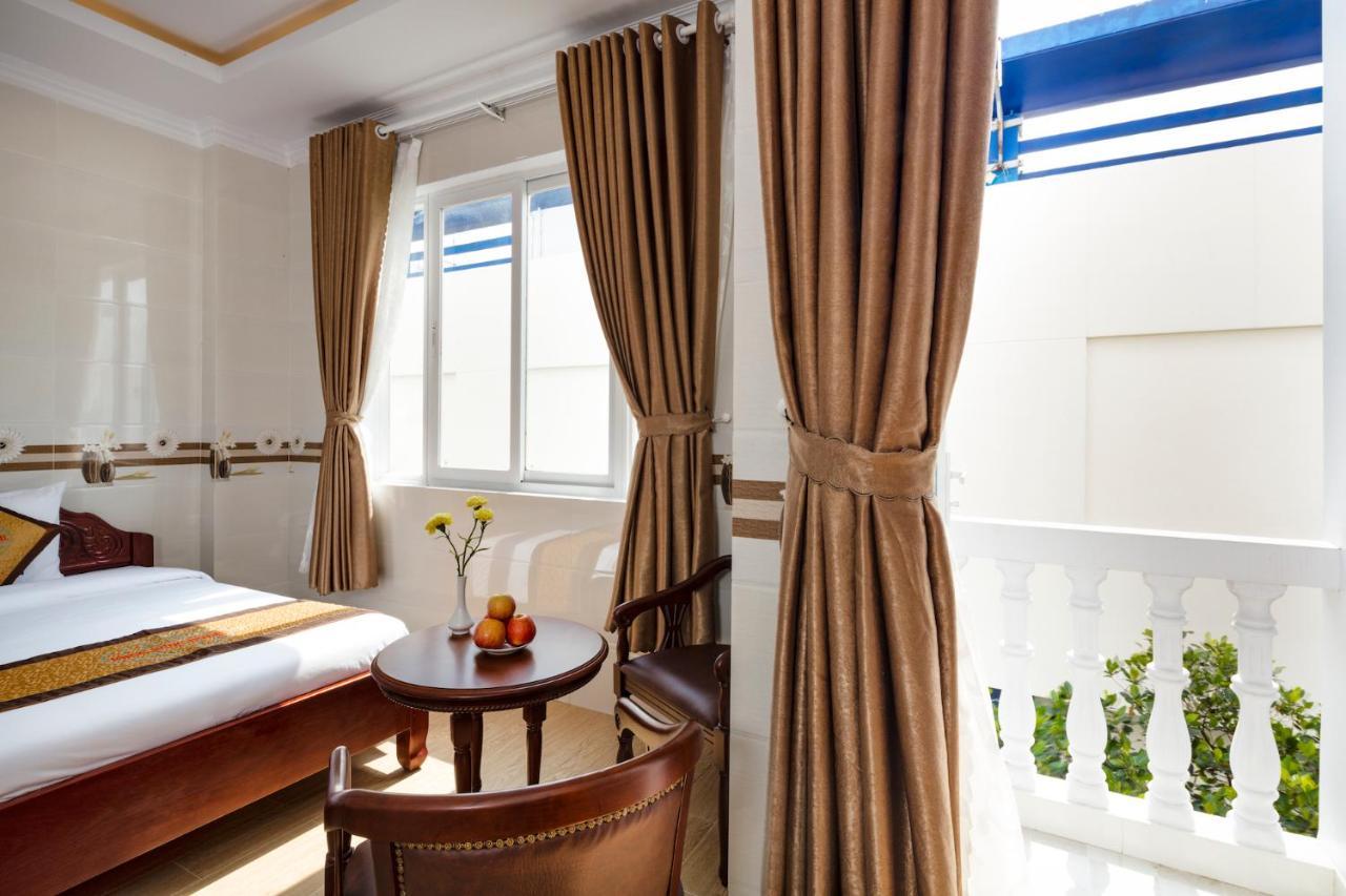 Phuc Ngoc Hotel Рач Джа Екстериор снимка