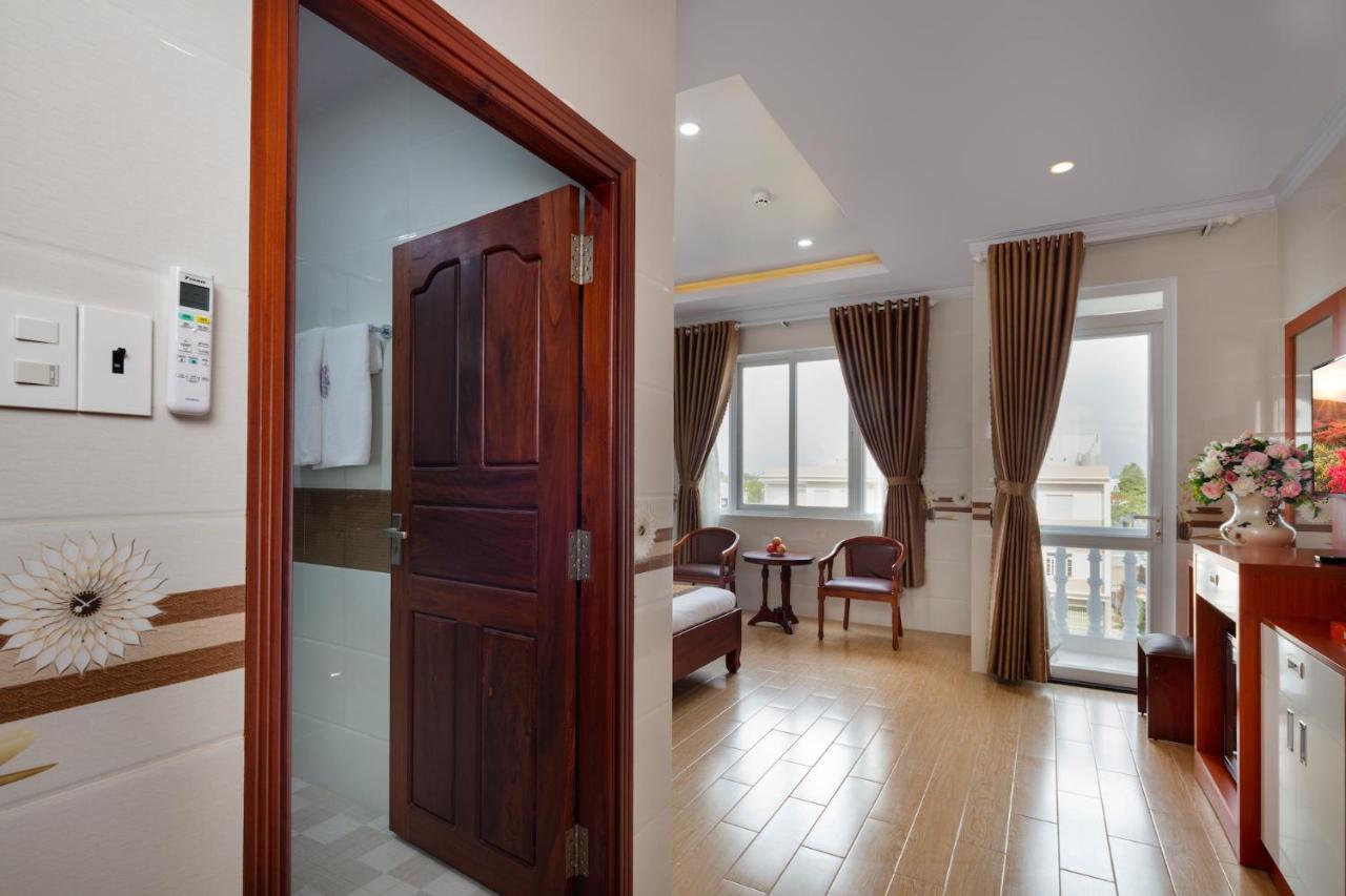 Phuc Ngoc Hotel Рач Джа Екстериор снимка