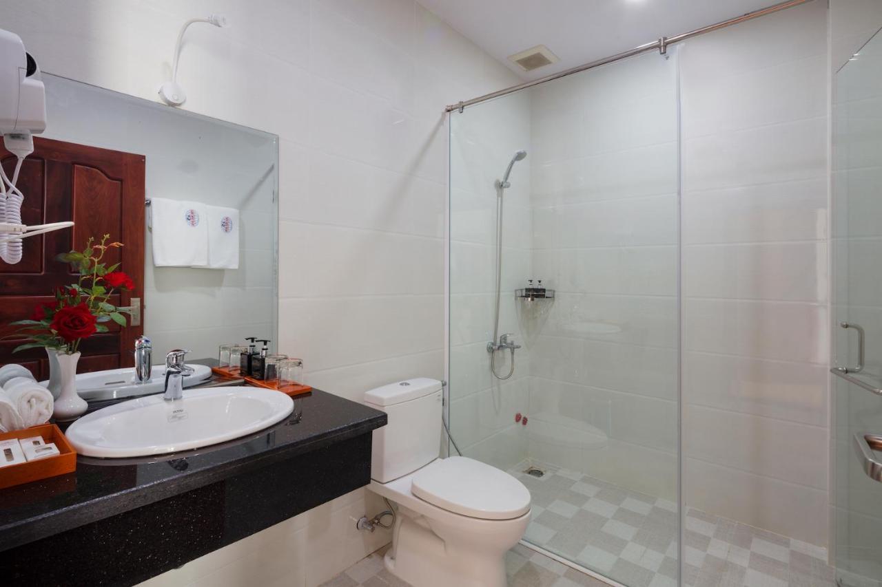 Phuc Ngoc Hotel Рач Джа Екстериор снимка