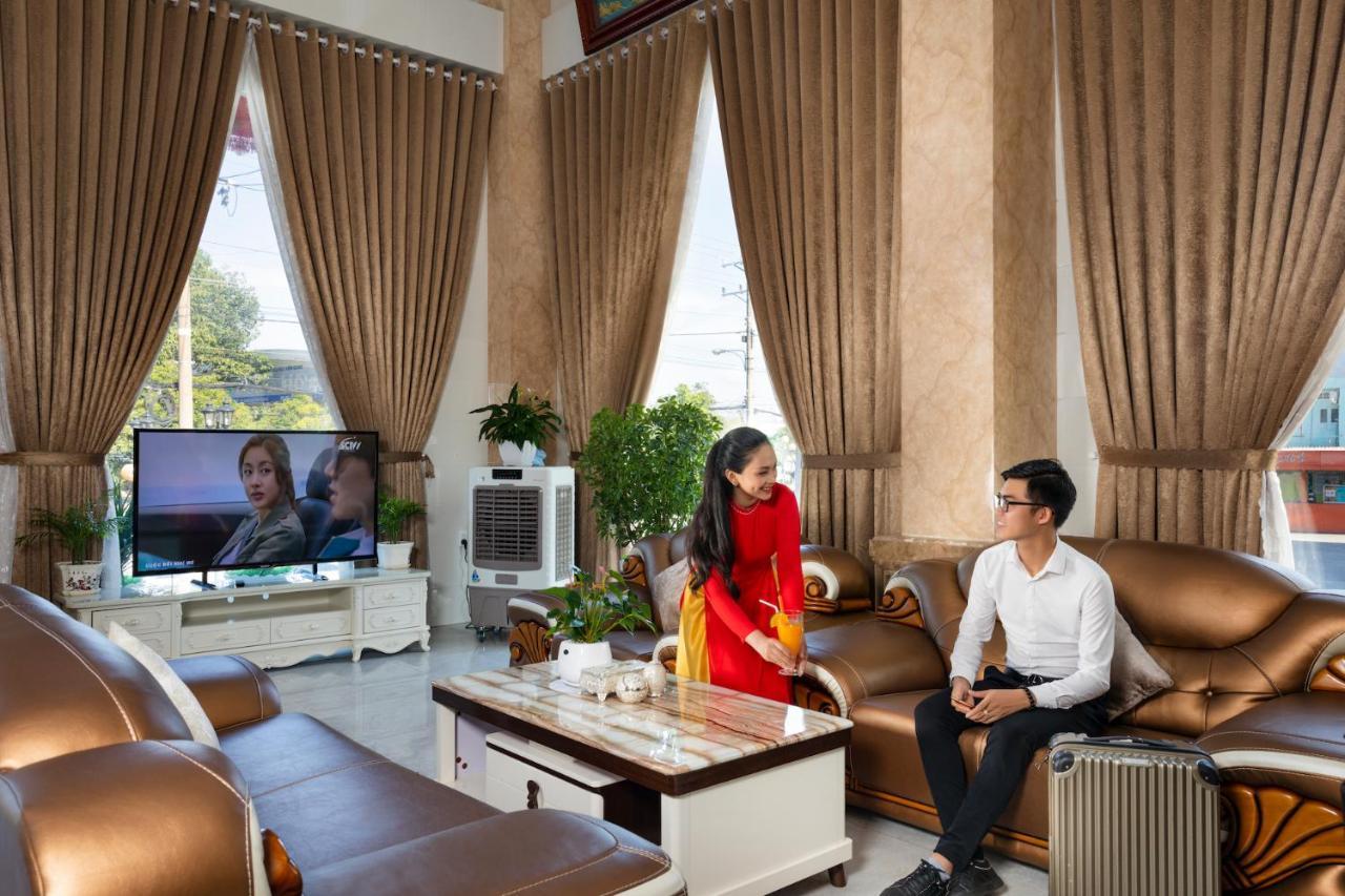 Phuc Ngoc Hotel Рач Джа Екстериор снимка